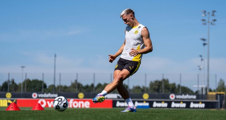 kaiyun-施洛特贝克重返球场训练 有望九月底伤愈回归