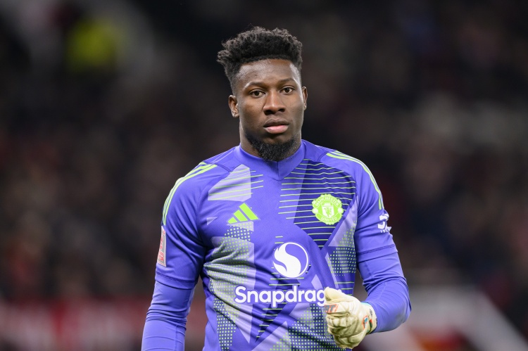 开云-曼晚：奥纳纳已经康复，但曼联主帅阿莫林仍未确定首轮英超他首发