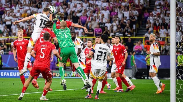 1719706761860024476.jpg 德国队谢天谢VAR!纳格尔斯曼的A方案走到十字路口