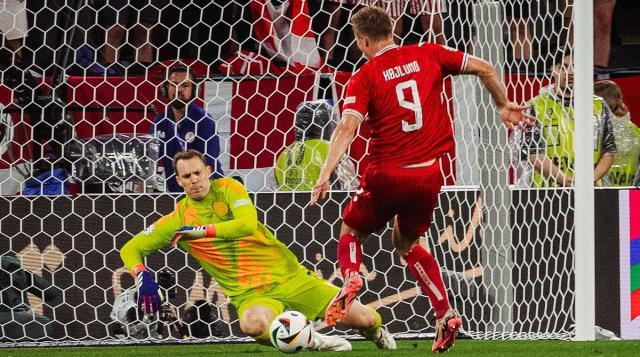 1719706822753060043.jpg 德国队谢天谢VAR!纳格尔斯曼的A方案走到十字路口