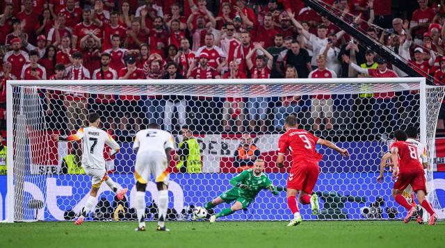 1719706894543016468.jpg 德国队谢天谢VAR!纳格尔斯曼的A方案走到十字路口