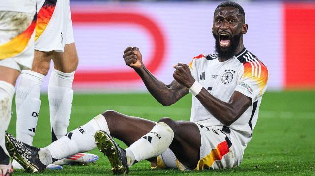 1719706953915014786.jpg 德国队谢天谢VAR!纳格尔斯曼的A方案走到十字路口