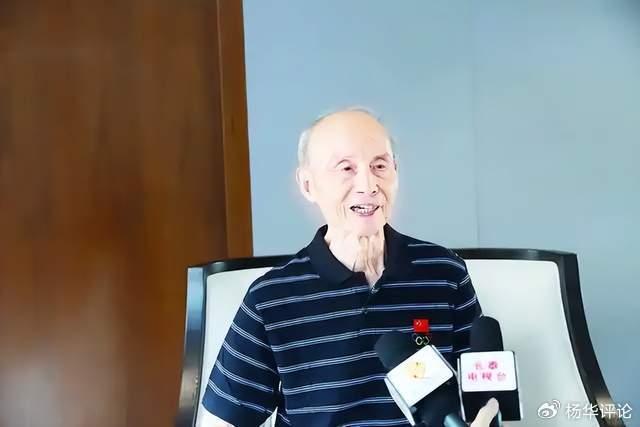 质疑郎平的张然今何在?95岁仍坚持其观点,入住高端养老院很幸福