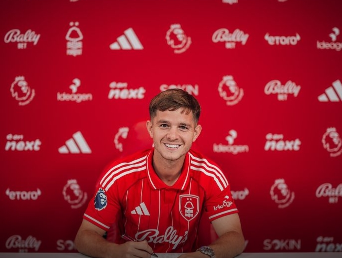 官方:麦卡蒂总价3000万镑转会诺丁汉森林,曼城保留回购+二转