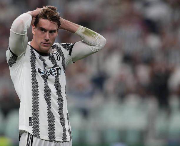 1682810543462037313.jpg 开云官网-【早报】35岁本泽马半场戴帽!15岁巴萨小将上演首秀