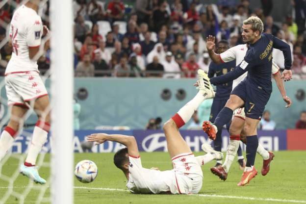 1669828528087003258.jpg 开云体育下载app-【世界杯】轮换9人大跳水,法国0-1突尼斯仍头名出线