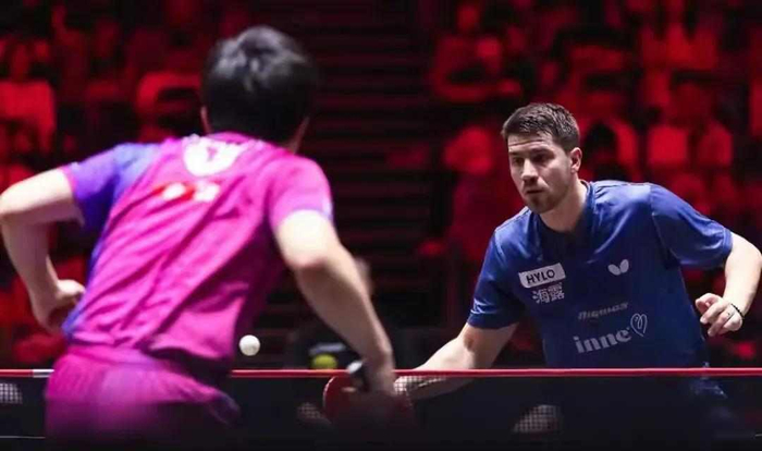 开云体育下载app-张本智和输球，心理防线崩了，弗朗西斯卡赢在悄悄学中国打法|新加坡|林诗栋|男单|WTT新加坡大满贯|比赛_新浪体育_新浪新闻